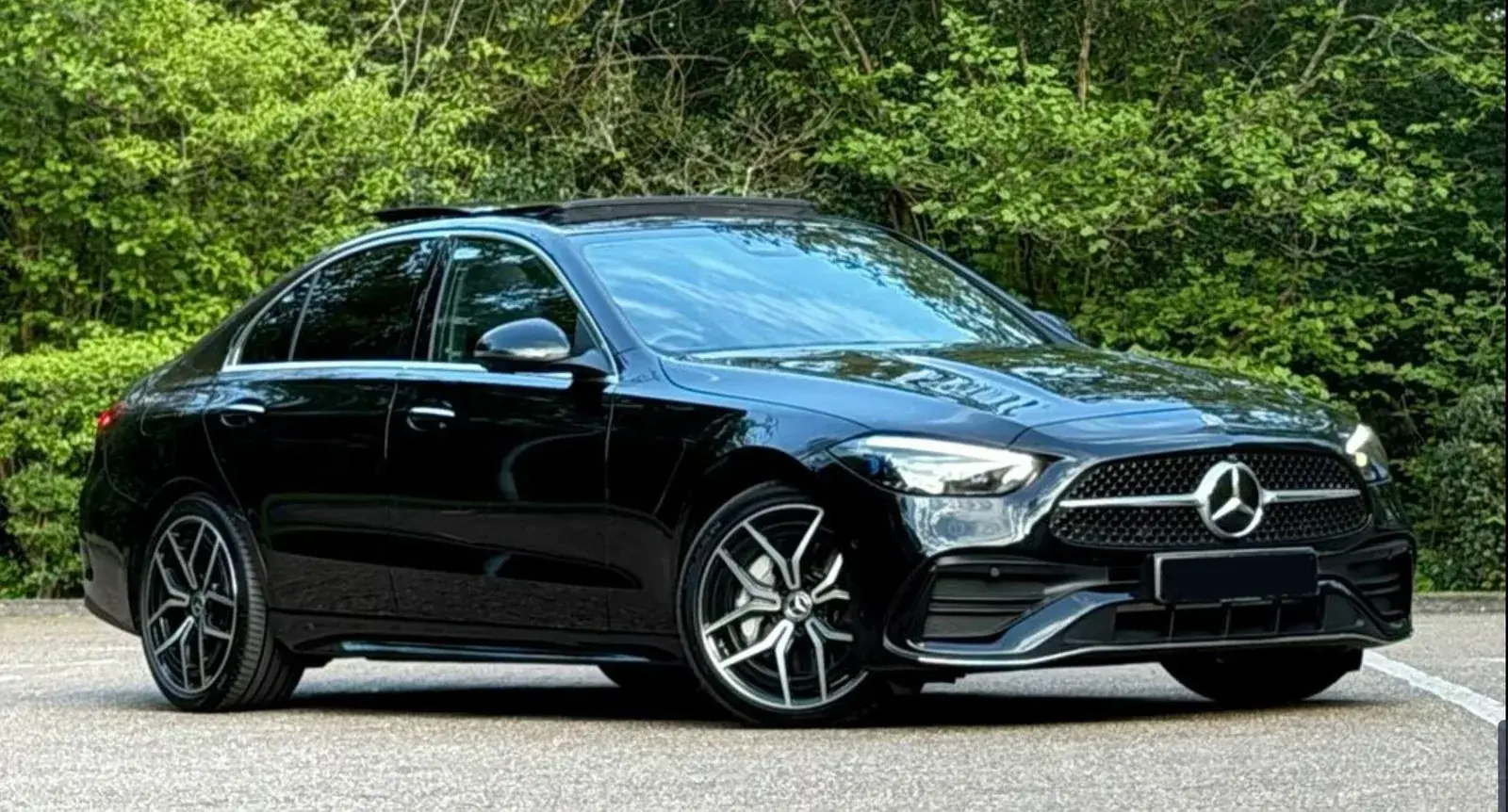 Mercedes-Benz C-Class exterior, front three-quarter view