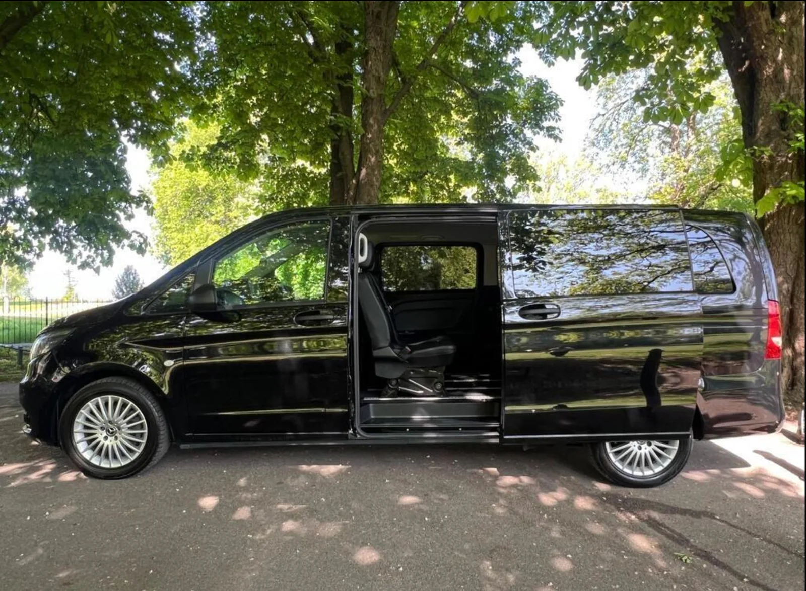 Vito side view with passenger door open