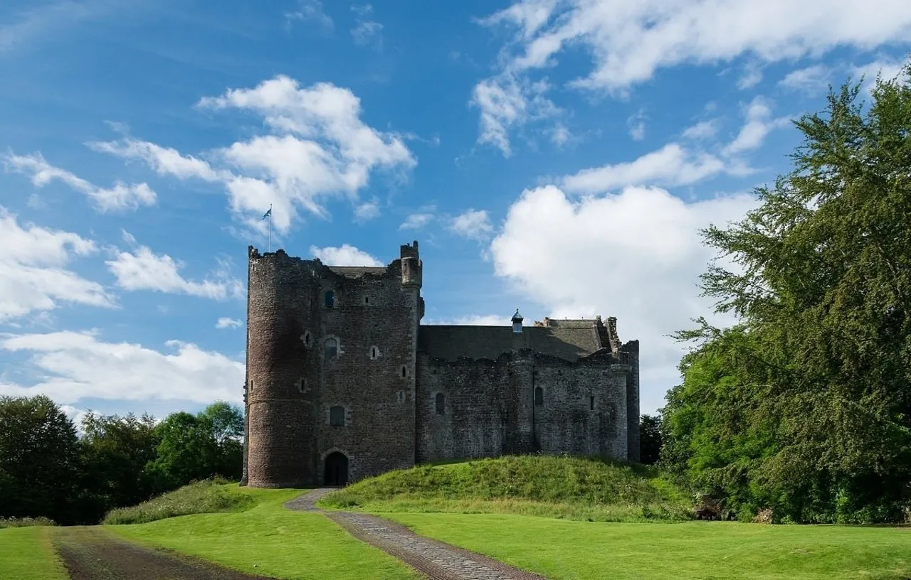 Doune Castle, Castle Leoch in Outlander
