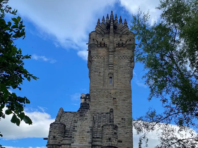 The National Wallace Monument up close