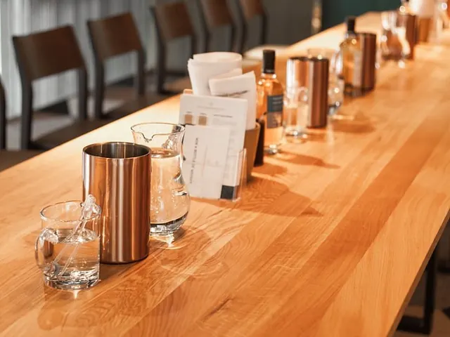 The tasting bar at the Clydeside Distillery